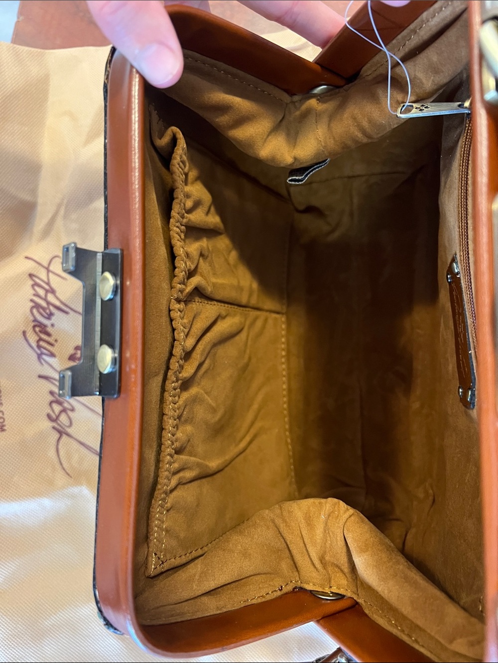 Patricia Nash Tan Floral Paisley Leather Crossbody with Brown Trim - Picture 4 of 8